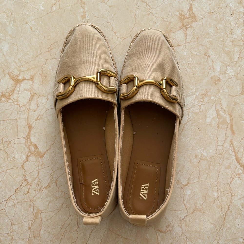 Zara espadrilles 9 beige textile